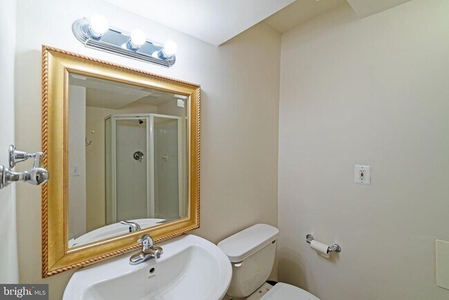 Building Photo - 47174 Chambliss Ct