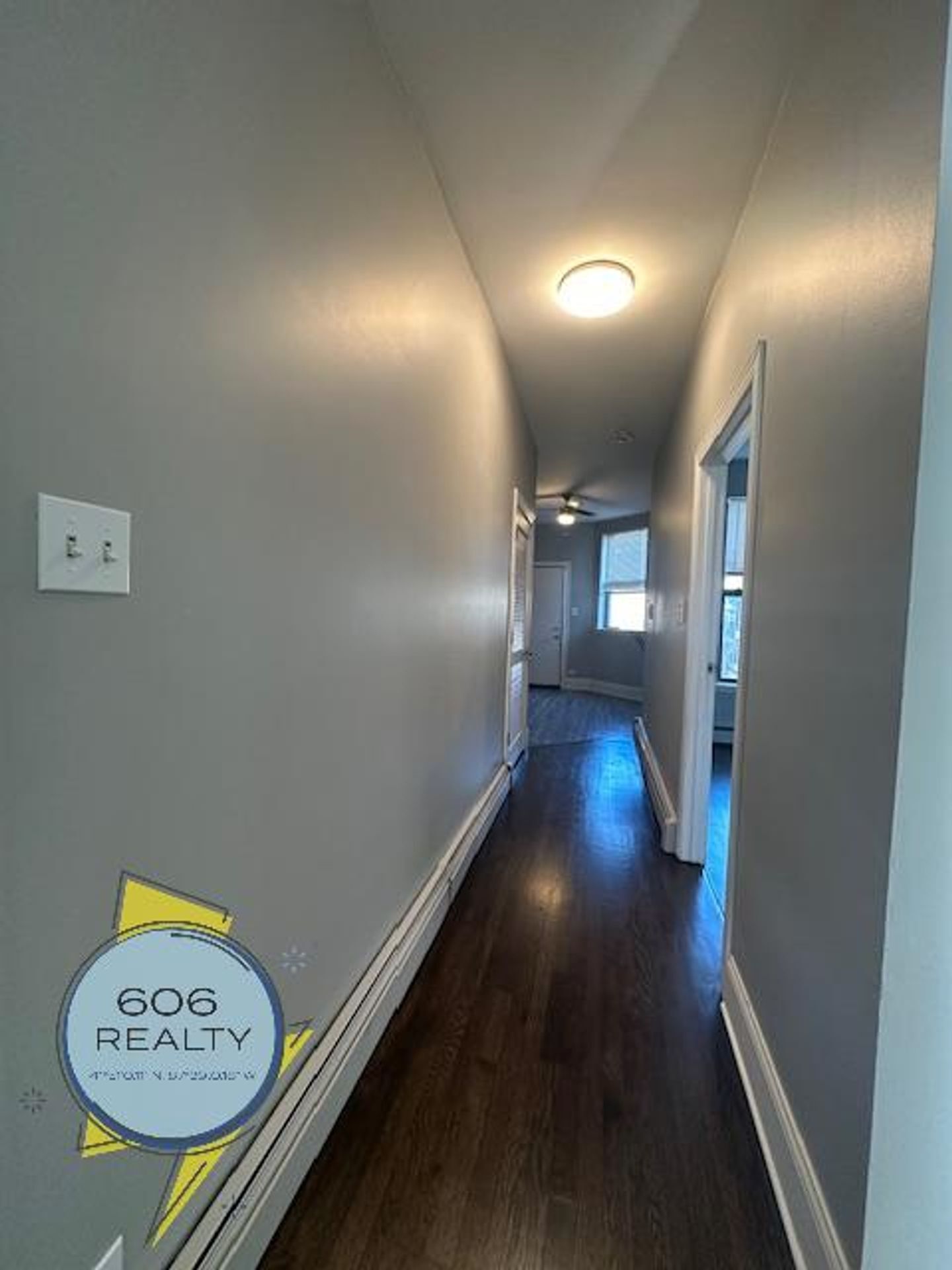 Building Photo - 5856 S King Dr