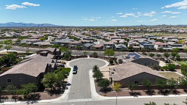 Building Photo - 9422 W Donald Dr