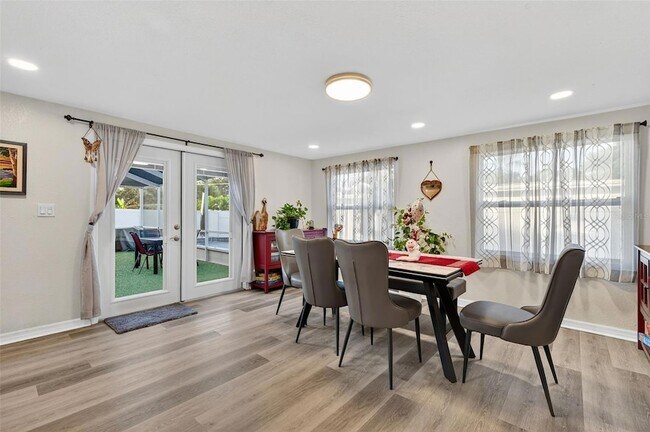 Building Photo - 11761 80th Ave