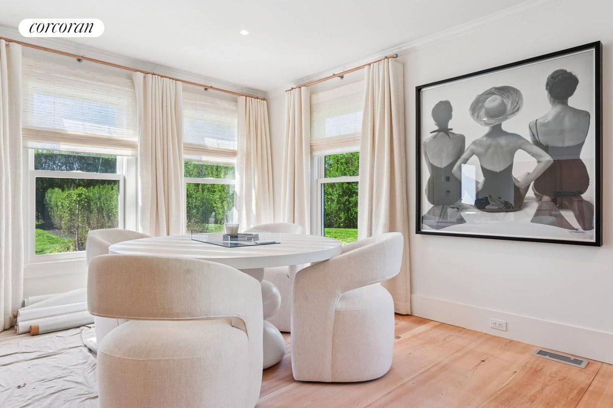 Building Photo - 25 Jobs Ln