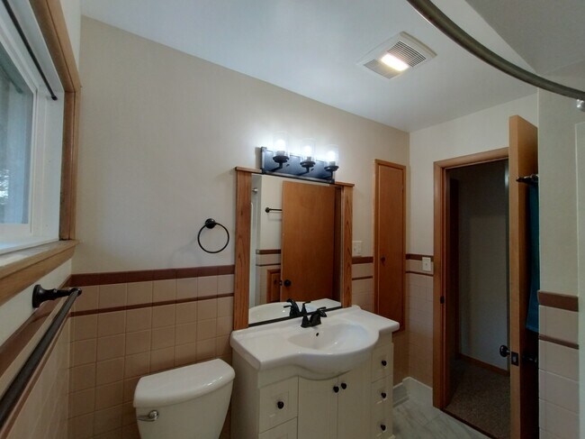 Bathroom - 3360 Locust Ln