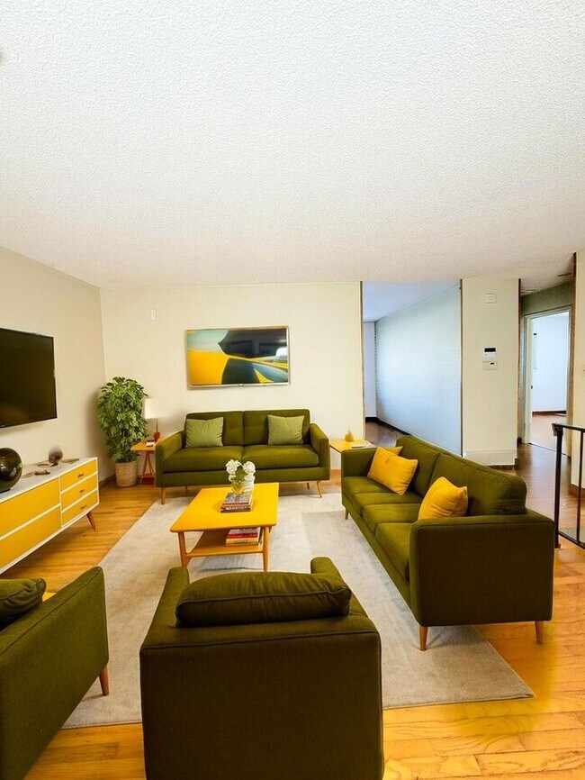 Primary Photo - MOVE IN SPECIAL! 4 Bedrooms • Big Backyard...