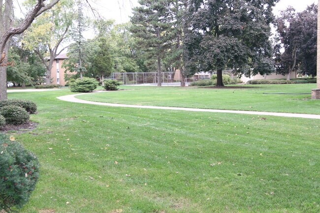 Building Photo - 960 Beau Dr
