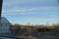 Building Photo - 606 Park Ave