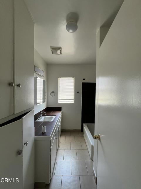 Building Photo - 137 S Barranca Ave