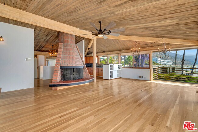 Building Photo - 26636 Latigo Shore Dr