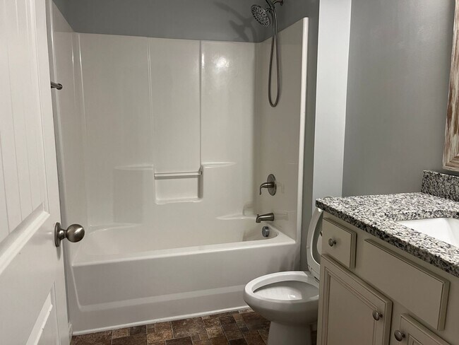 Building Photo - Charming 3/2 Home in Boiling Springs!