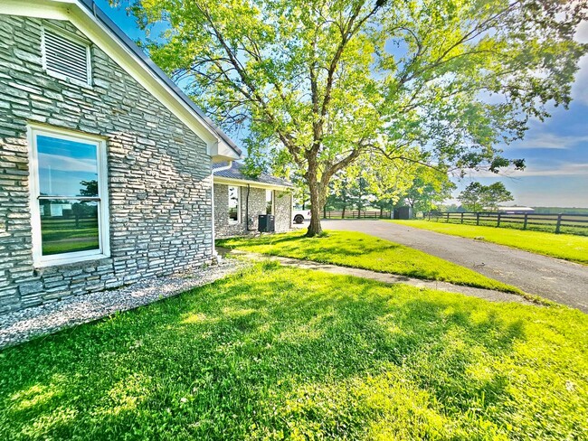 Building Photo - Escape to Luxury: Your Private Oasis on a ...