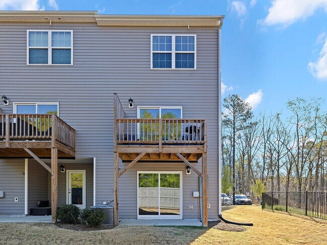 Building Photo - Build Equity Like a Homeowner – Lease to Own