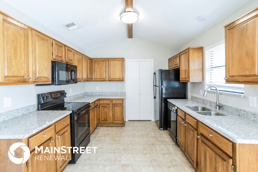 Building Photo - 1429 Homestead Ln