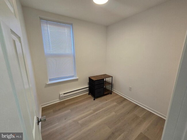 Building Photo - 1523 N 30th St