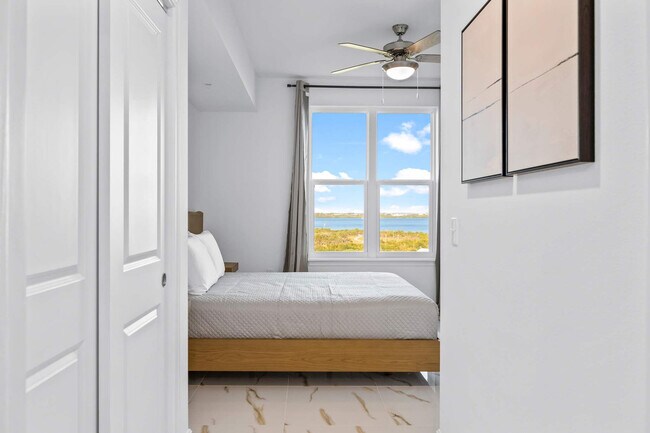 Building Photo - 605 Kemp St