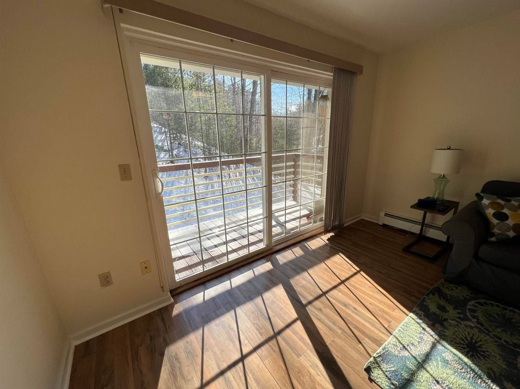 Building Photo - 267 Hildred Dr