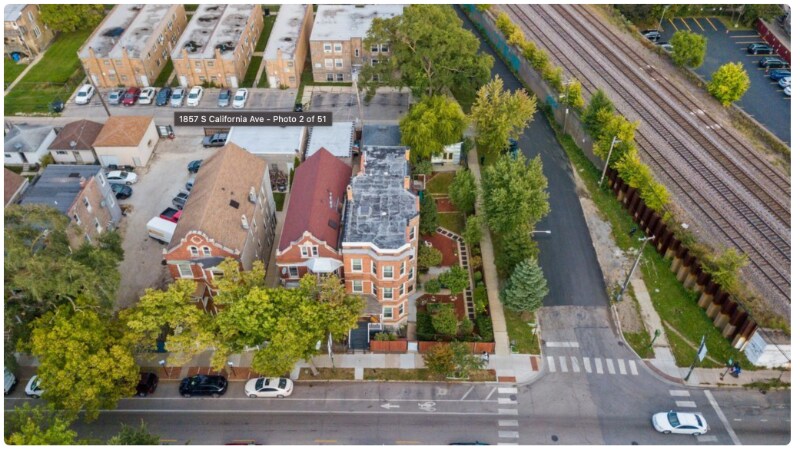 Building Photo - 1857 S California Ave