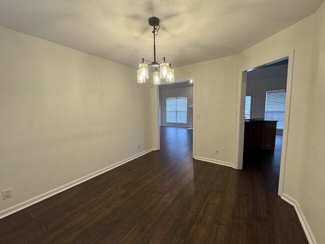 Building Photo - 1872 Darlington Dr