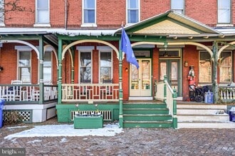 Building Photo - 346 E Union St