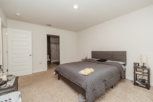 Building Photo - 3032 Heritage Plantation Blvd