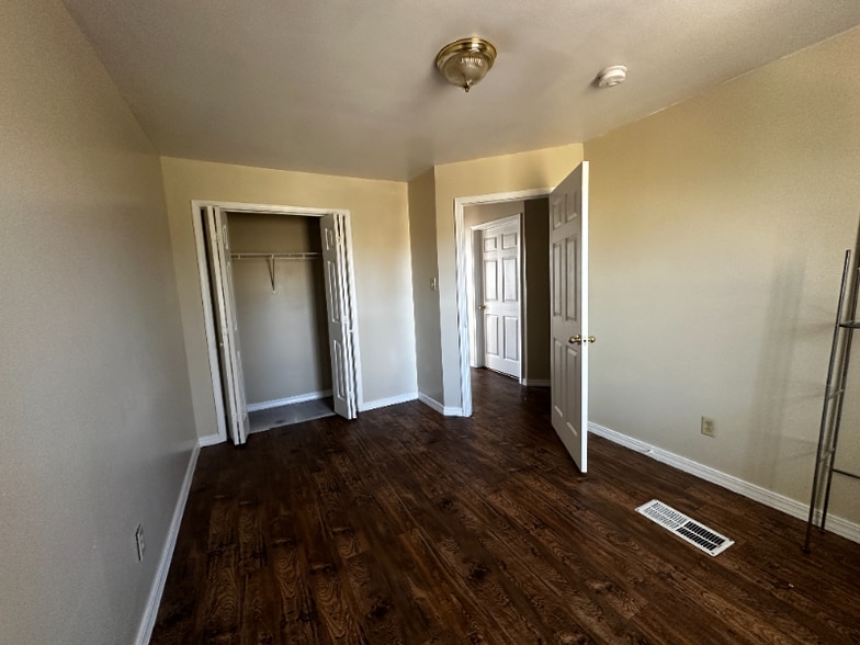 Building Photo - 6970 LA-1