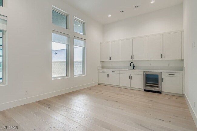 Building Photo - 10964 Rossa Peak Ave