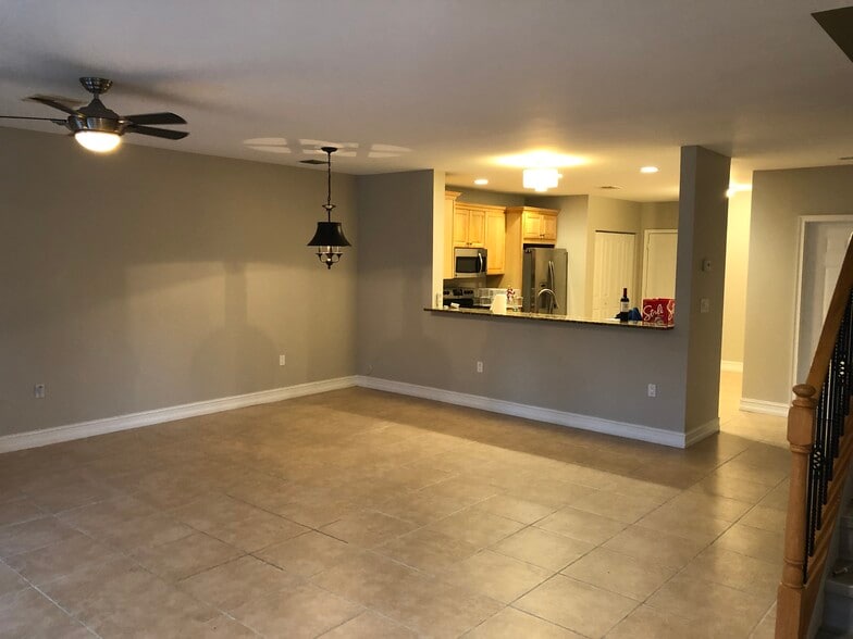 living room to kitchen - 4412 Hidden Harbour Ter