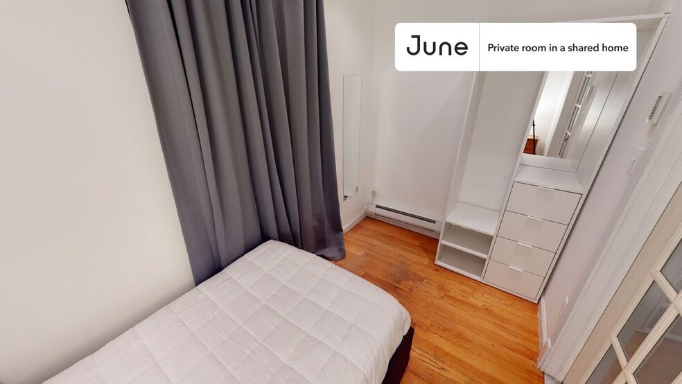 Building Photo - Room in Shared 3 bed/1 bath home in Upper West Side