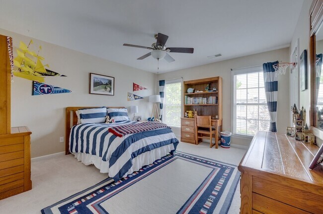 Building Photo - 2005 Daylily Dr