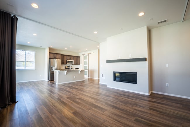 Building Photo - 5314 Osbourne Dr
