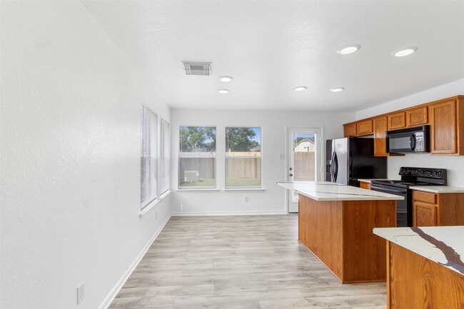 Building Photo - 25315 Twister Tr