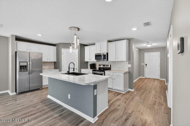 Building Photo - 9099 Tahoe Ln