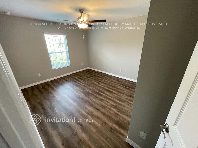 Building Photo - 550 Encarnacion St