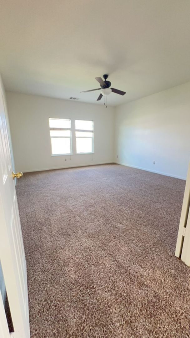 Building Photo - 1321 Jenner Dr