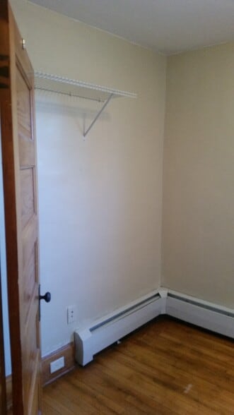 Bed 2 - 122 West Arch Street