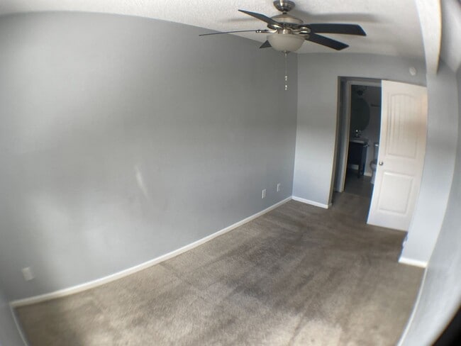 Building Photo - AVAILABLE NOW! Upgraded 2-Bed, 2-Bath Cond...