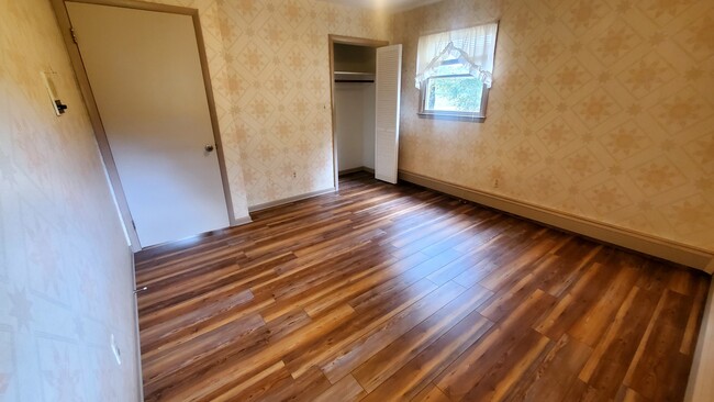 Building Photo - 12735 US-221