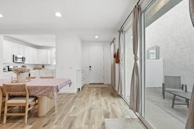 Building Photo - 3251 S Lotus