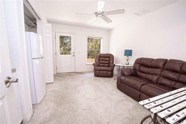 Building Photo - 1409 Broken Oak Dr