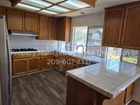 Building Photo - 5020 Krista Ct