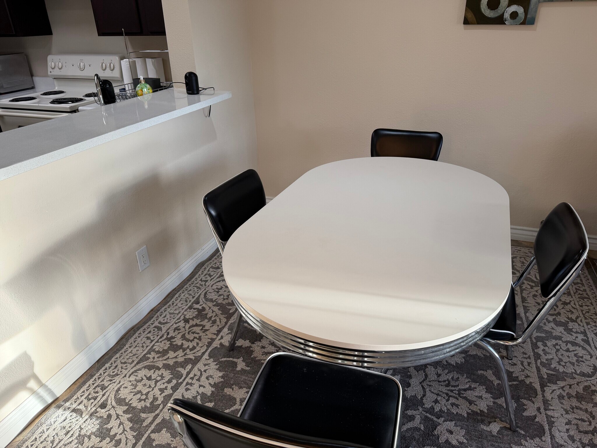 Building Photo - 8889 Caminito Plaza Centro