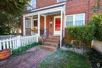 Building Photo - 511 E Windsor Ave