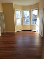 Building Photo - 422 S 7th St