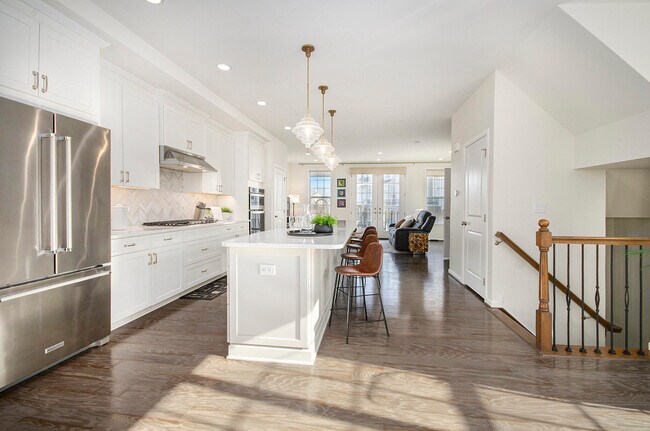 Building Photo - 2822 Purley Ave