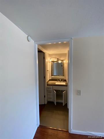 Building Photo - 1541 Dominis St