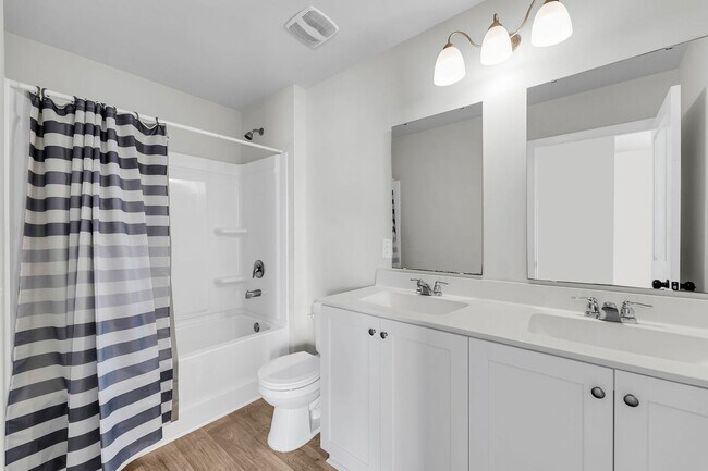 Building Photo - 550 Wayton Cir