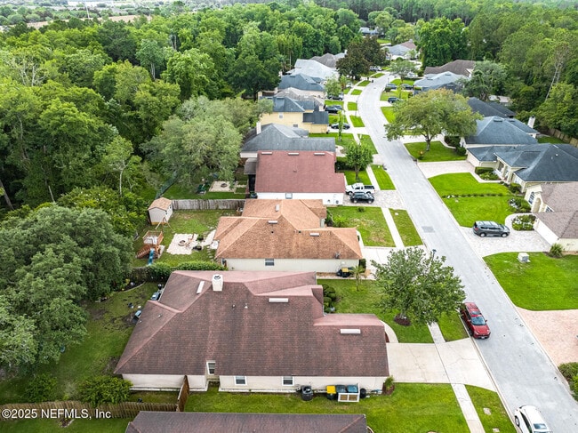 Building Photo - 8575 Crooked Tree Dr