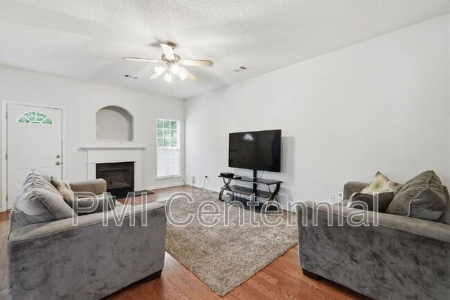Building Photo - 2197 Capella Cir SW