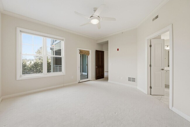 Building Photo - 5745 Newbank Cir