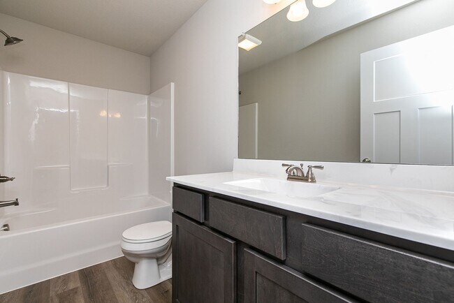 Building Photo - Beautiful Ranch Home for Rent in Bondurant...