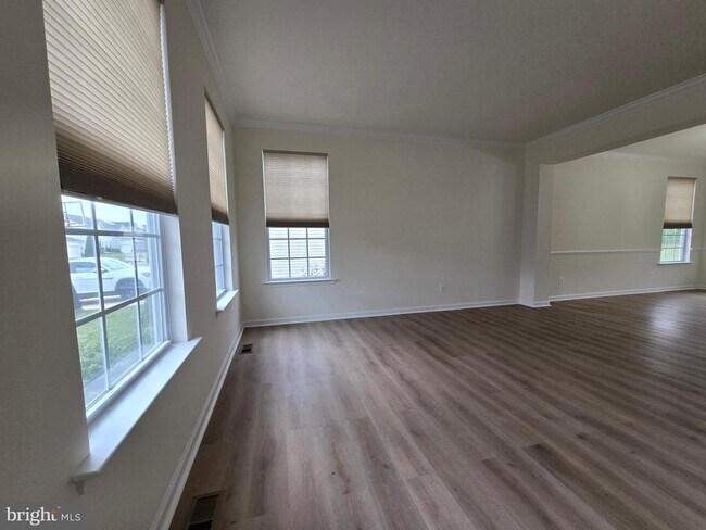 Building Photo - 173 Heartleaf Ln