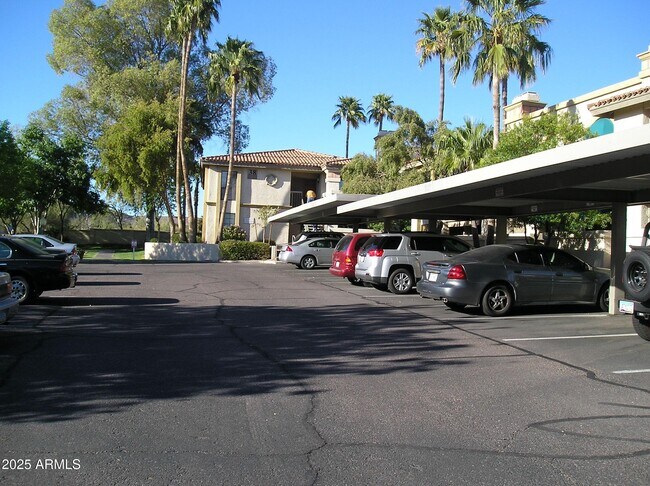 Building Photo - 10410 N Cave Creek Rd